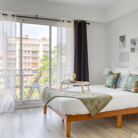 Zzzen Aux Portes De Paris Avec Parking Et Netflix 万塞讷 外观 照片
