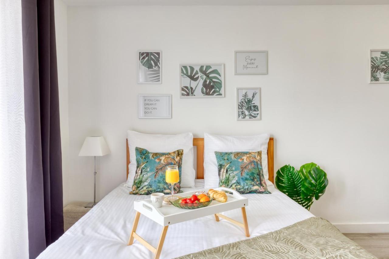 Zzzen Aux Portes De Paris Avec Parking Et Netflix 万塞讷 外观 照片